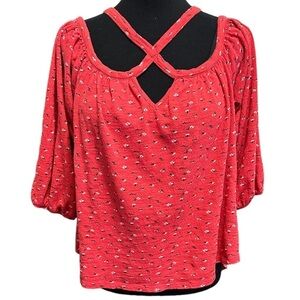 Lucky Brand crop top on/off shoulder. Front cross straps. Women’s size Large